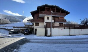 Exterior - Apartment in Flumet With Pool & Ski Access (Flumet)