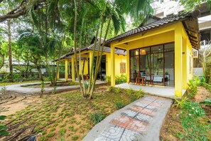 Bungalow, Pool View | Free WiFi - Green Bungalow Garden Resort (Phu Quoc)