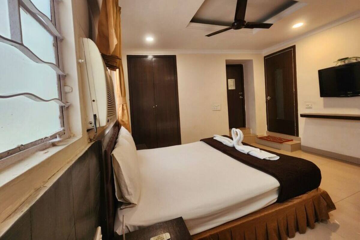 Executive Suite | Free WiFi