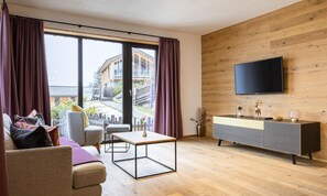 Living area - Apartment in Haus Near Ski Slopes & Sauna (Haus)