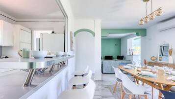 Apartment | Dining