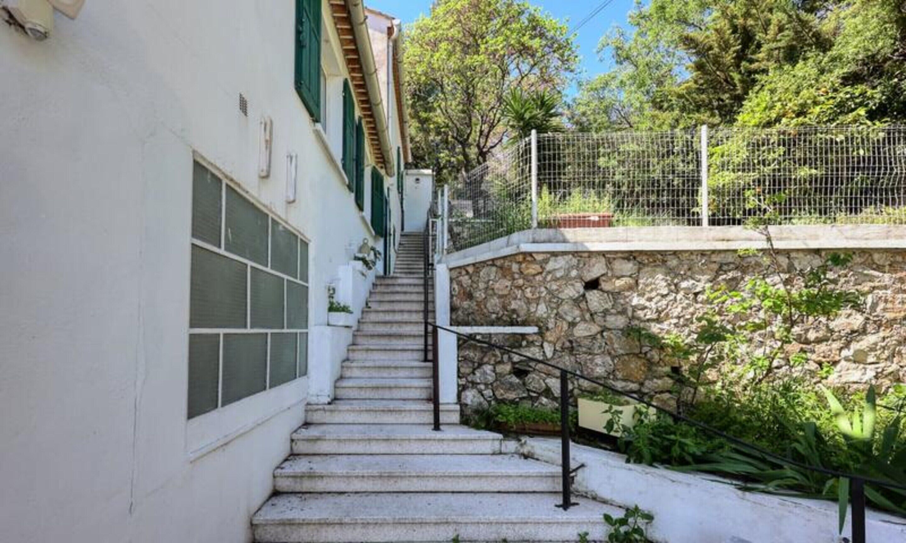 Apartment | Property grounds