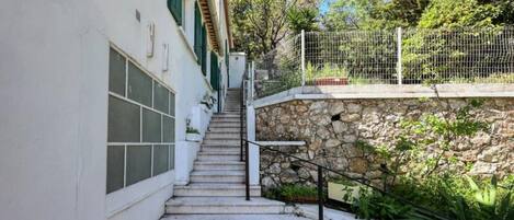 Apartment | Property grounds