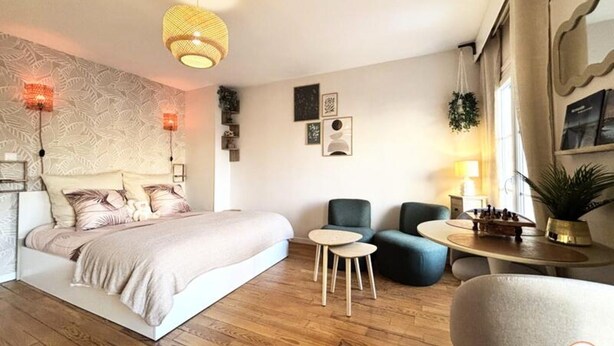 Room - Apartment in Le Havre Near Notre-dame (Le Havre)