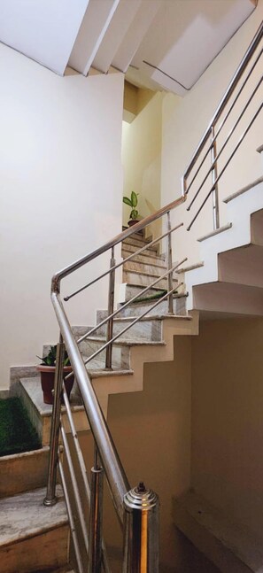 Interior - Hotel Prisha Stay Lucknow (Lucknow)