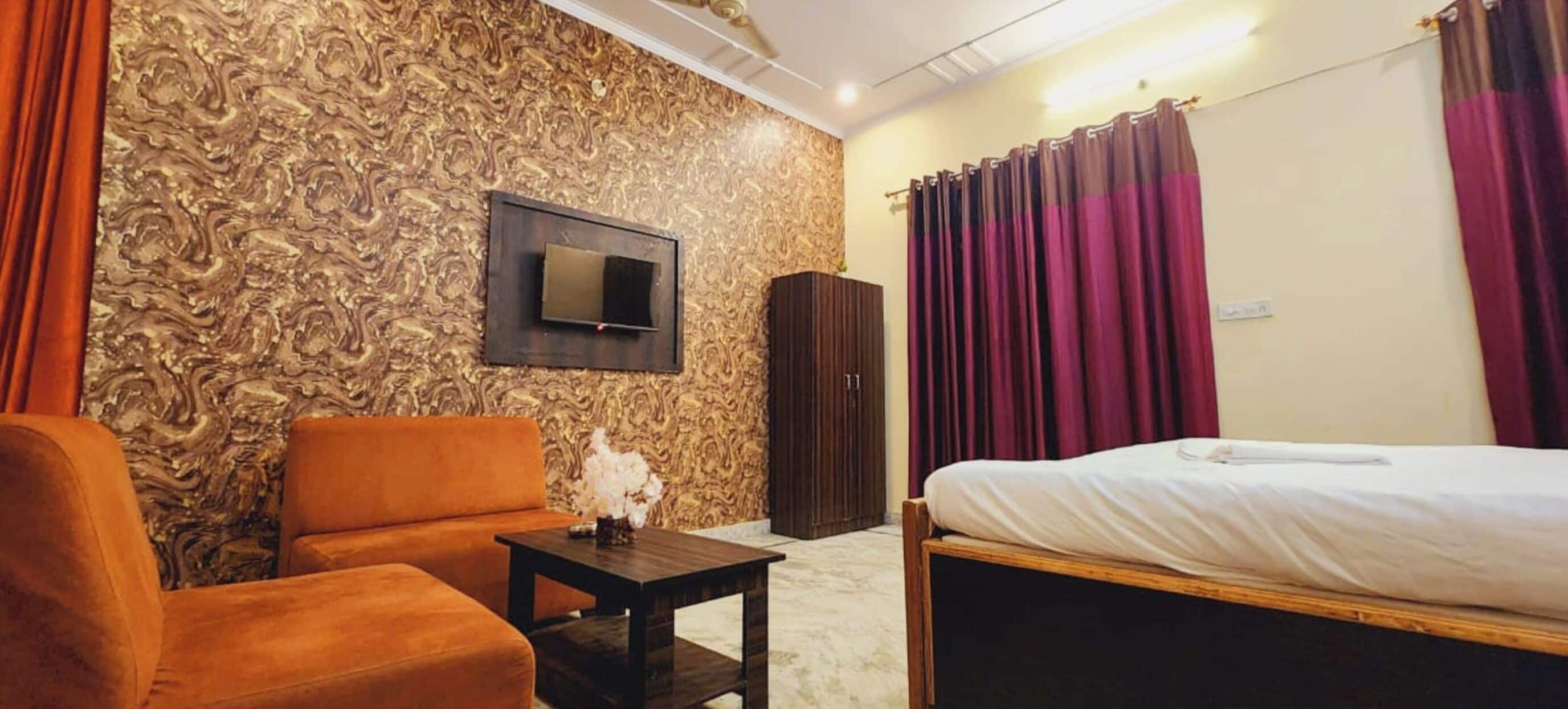 저자극성 침구, 책상, 방음 설비, 무료 WiFi