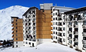 Exterior - Comfortable Apartment Close to the Slopes Balcony (Les Belleville)