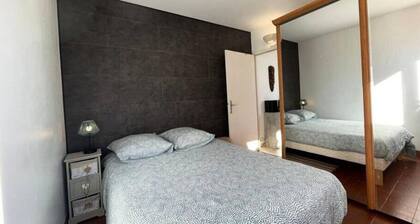 Apartments for 5 People