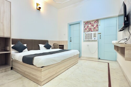 OnlyStay BeHappy Boutique House