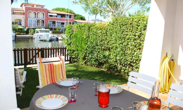 Outdoor dining - Houses & Villas for 7 People (Grimaud)