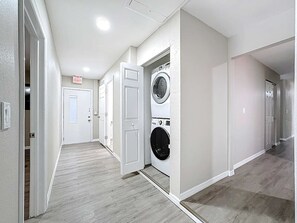 Interior - The Grand Gathering House 11BR 6BA (Bradenton)