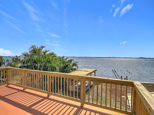 Special Event Retreat 5BR 4BA Hot Tub Sleep 16