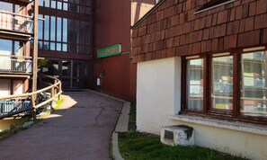Exterior detail - Studio for 5 People, Ski-in/ski-out and Close to Shops in the Village of Charvet in Arc 1800 (Bourg-Saint-Maurice)