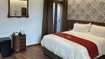 Superior Double Room, City View | Egyptian cotton sheets, premium bedding, down comforters, free minibar