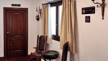 DĂ©tail de lâintĂ©rieur