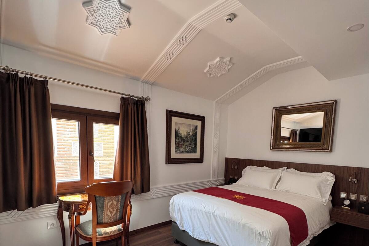 Gallery Double Room, City View | Egyptian cotton sheets, premium bedding, down duvets, free minibar