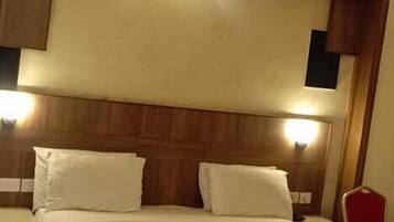 Deluxe Single Room | Desk, free WiFi