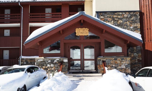 Exterior - Apartment in Reberty 2000 With Ski Access (Les Belleville)