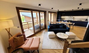 Fireplace - Apartment in La Turche Near Ski Slopes (Les Gets)