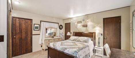 Bureau, Wi-Fi gratuit, draps fournis