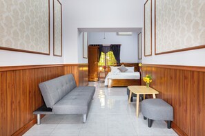 Classic Double Room, Garden View | Ruang tamu