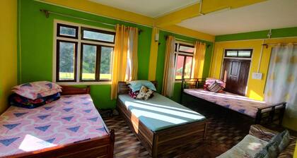 Nambang Homestay in Tinchuley ,Wonderful 4-bedroom cottage in Tinchulu