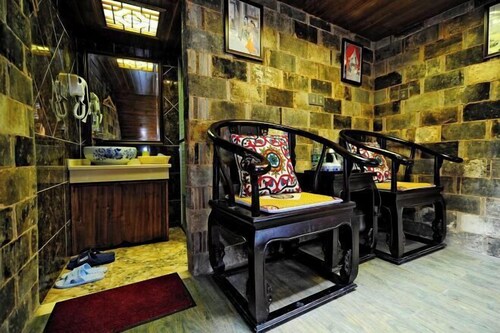 Hongcun Yixian County emblem Hostel