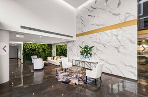 Apartment, 1 Bedroom, Accessible | Lobby - Spacious City Escape With Pool, Gym & Free Parking (Brisbane)
