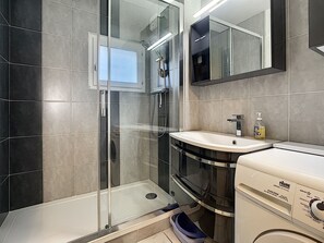 Hair dryer - ARZON, port du Crouesty - Apartment T 2 39.m2. 4 travelers (Arzon)