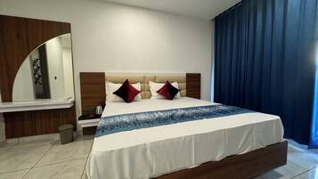 Chambre Double Supérieure, vue ville