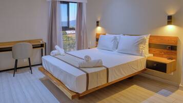 Comfort-Apartment, Stadtblick | Allergikerbettwaren, Tempur-Pedic-Betten, Zimmersafe