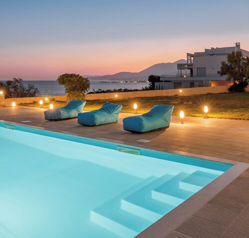 Luxurious 5-bedroom villa with fitness room and AC in peaceful Ierapetra