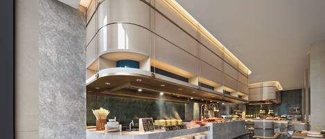 Ilmainen päivittäinen buffetaamiainen