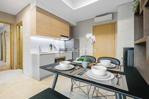 Apartment, 2 Bedrooms, City View | Dining room - Renel by Kozystay - Menteng (Jakarta)