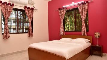 Palm Breeze | Free WiFi