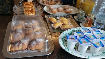 Petit déjeuner buffet compris tous les jours