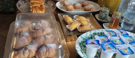 Gratis frukostbuffé varje dag