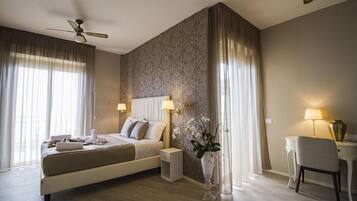 Deluxe Room, Balcony, Sea View | In-room safe, free WiFi