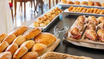 Tägliches inbegriffenes Frühstücksbuffet