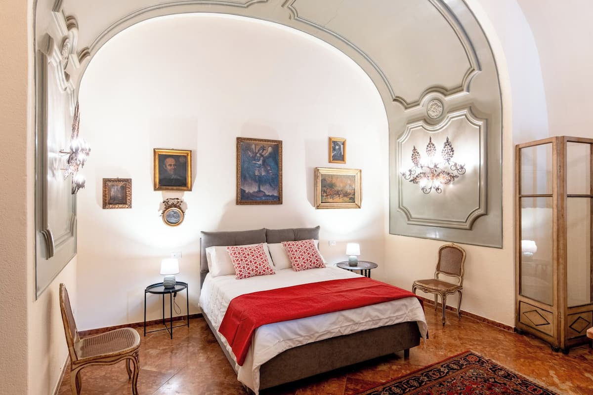 Superior Double or Twin Room, 1 Queen Bed, Private Bathroom | Down duvets, minibar, in-room safe, cots/infant beds