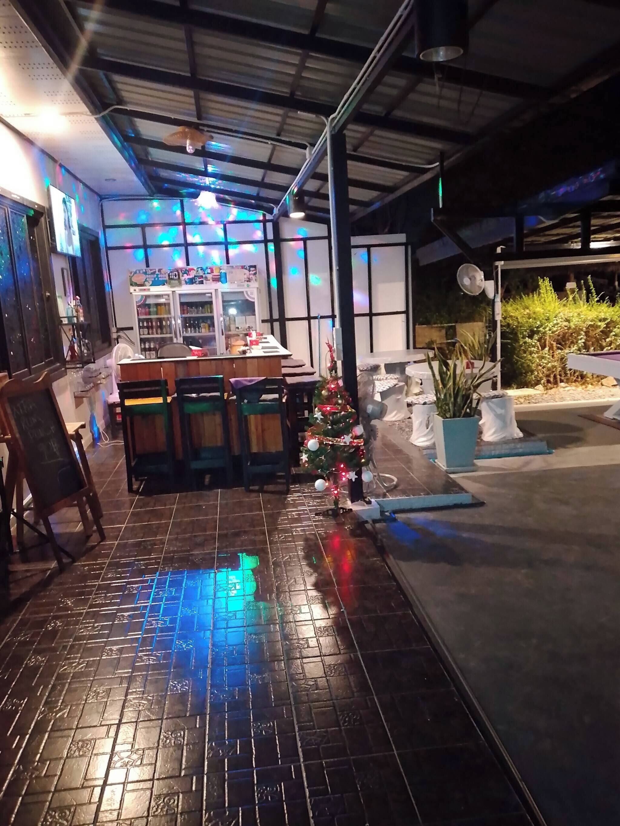 Bar (in der Unterkunft)