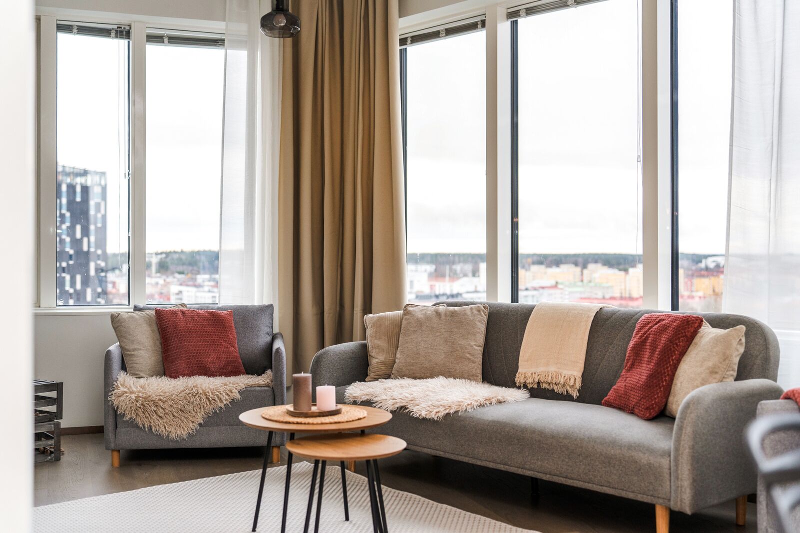 Deluxe Suite, Kitchen, City View | Living room | 55-inch flat-screen TV with cable channels