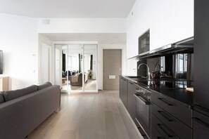 Deluxe Condo, 2 Bedrooms, City View | Premium bedding, individually decorated, individually furnished, desk - Topaasi - Nokia Arena by Come in (Tampere)