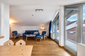 Televisión, mesa de ping pong