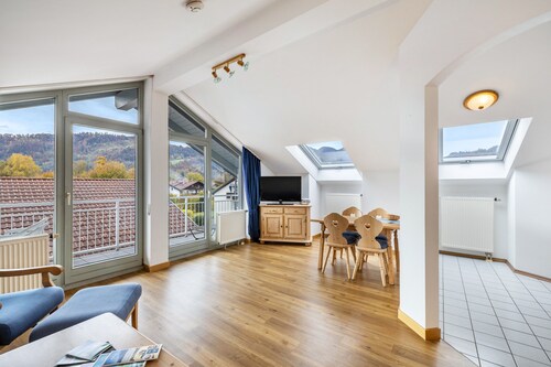 Apartment 'Fewo Brünnstein - Room 65' with Mountain View, Shared Garden & Wi-Fi