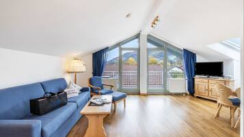 Televisión, mesa de ping pong