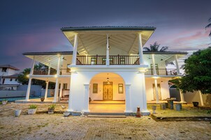 Fachada da propriedade