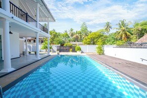 Outdoor pool - Amara Chairmans Bungalow (Thotawatta Road)