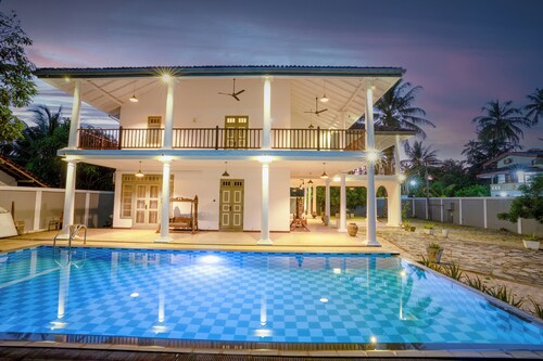 Amara Chairmans Bungalow