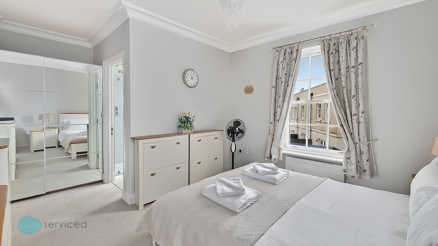 3 Bed - The Boundary by Smart Welcomes